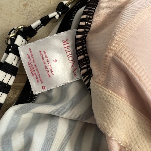 Merona Swimsuit One Piece Striped Bathing Suit S - Picture 2 of 2
